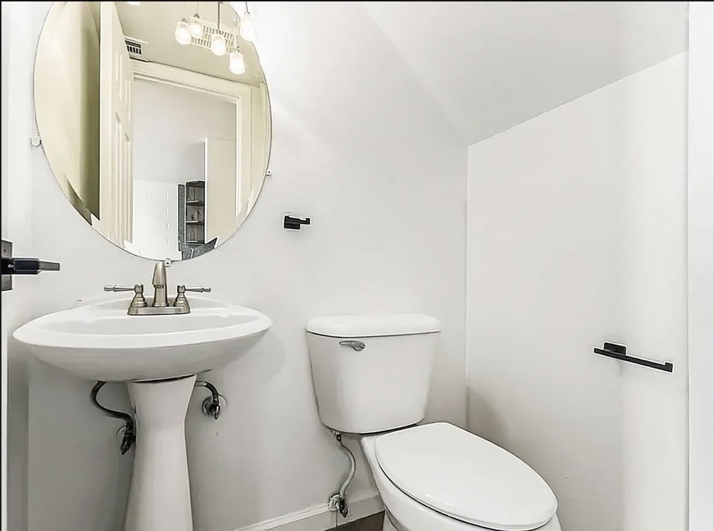 Scottsdale Apartment: 7325 East Belleview Street