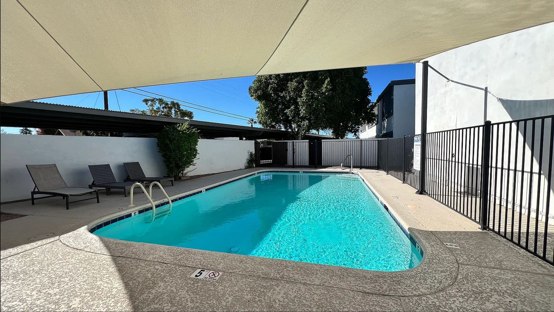 Scottsdale Apartment: 7325 East Belleview Street