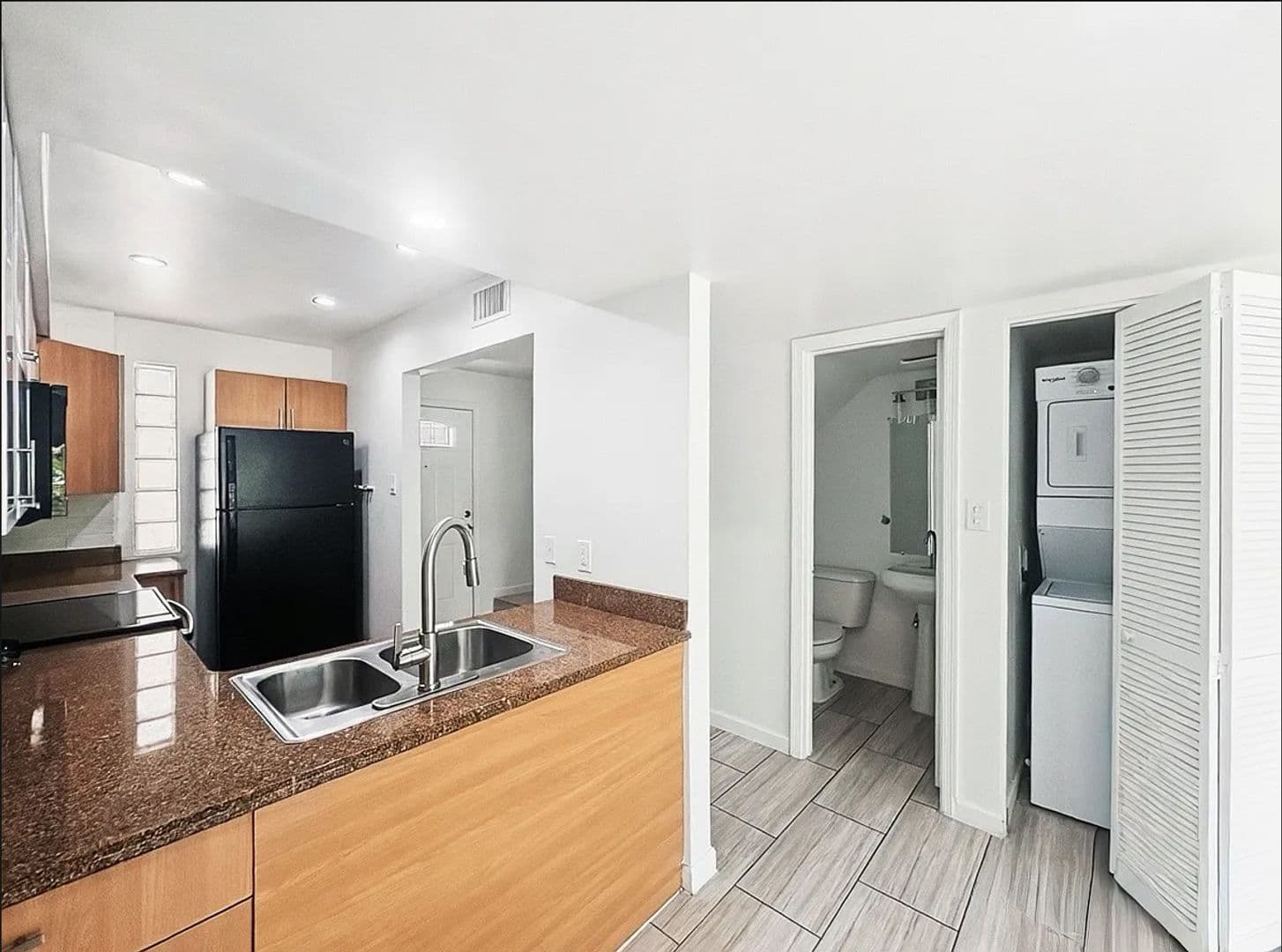 Scottsdale Apartment: 7325 East Belleview Street