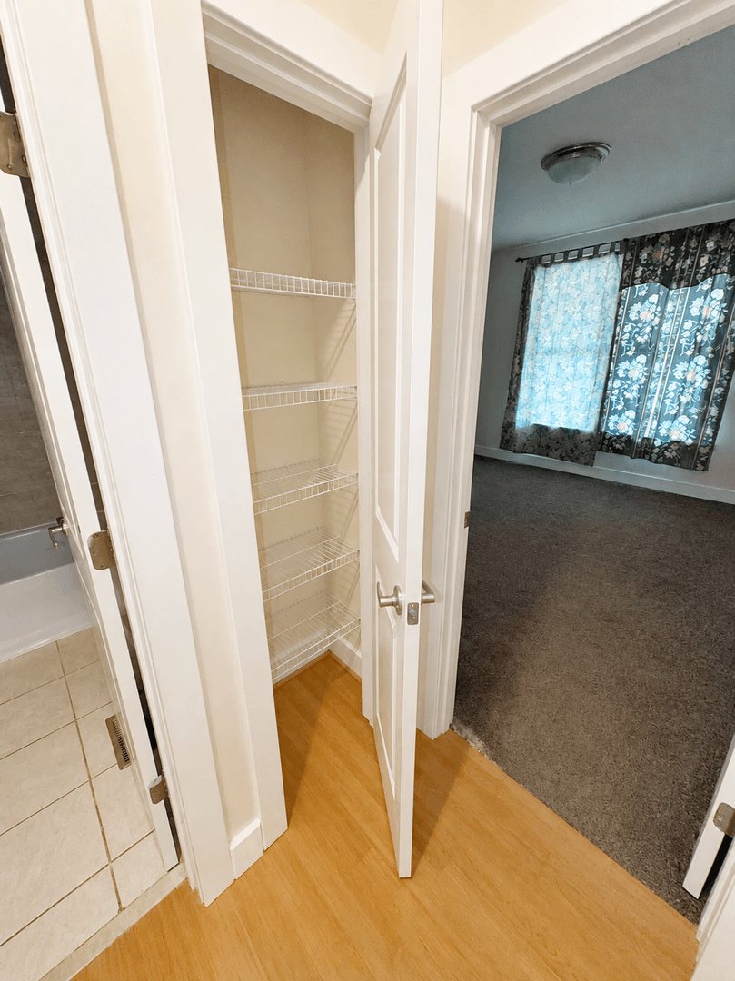 Richmond House: 1512 Porter St