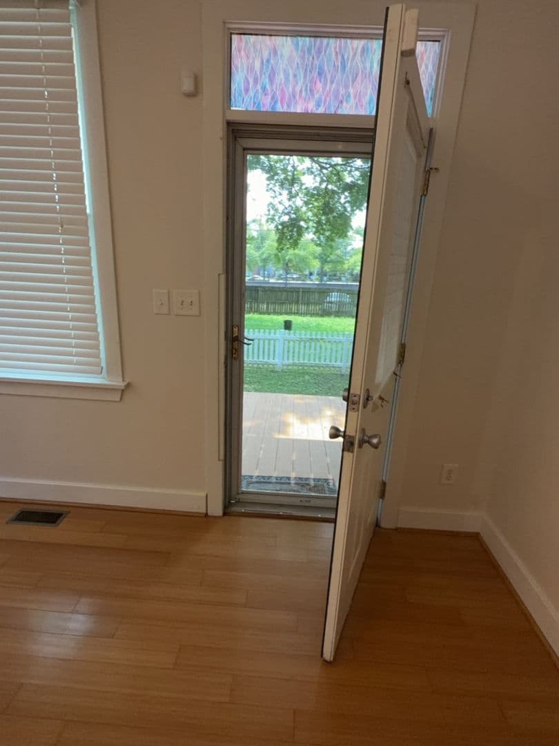 Richmond House: 1512 Porter St