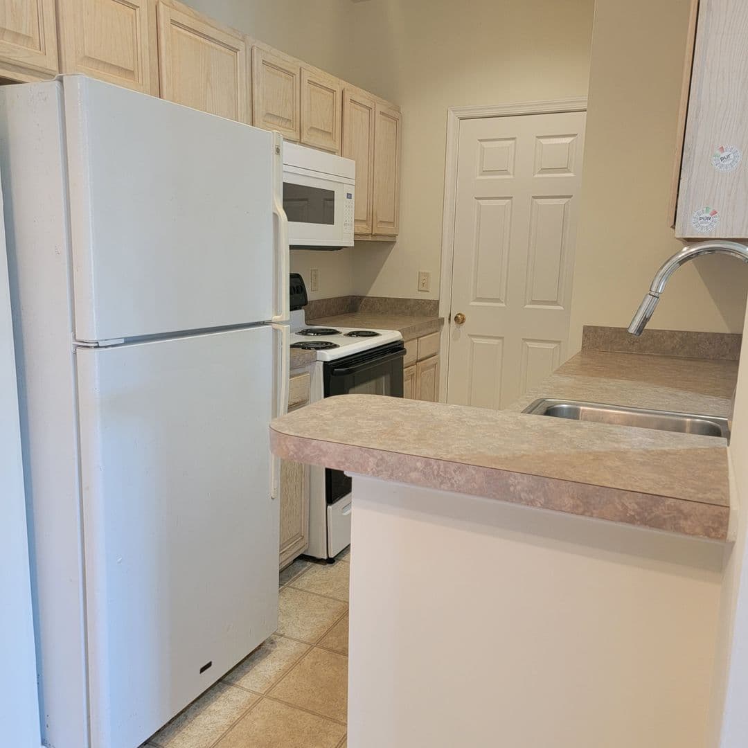 Rehoboth Beach Condo: 400 Cascade Lane