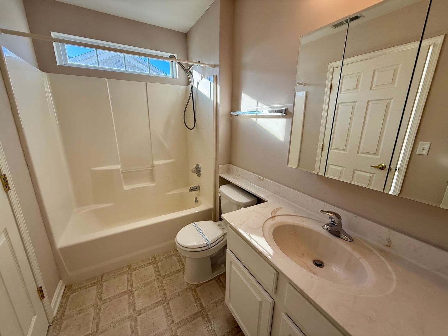 Milford Condo: 131 Barksdale Ct.