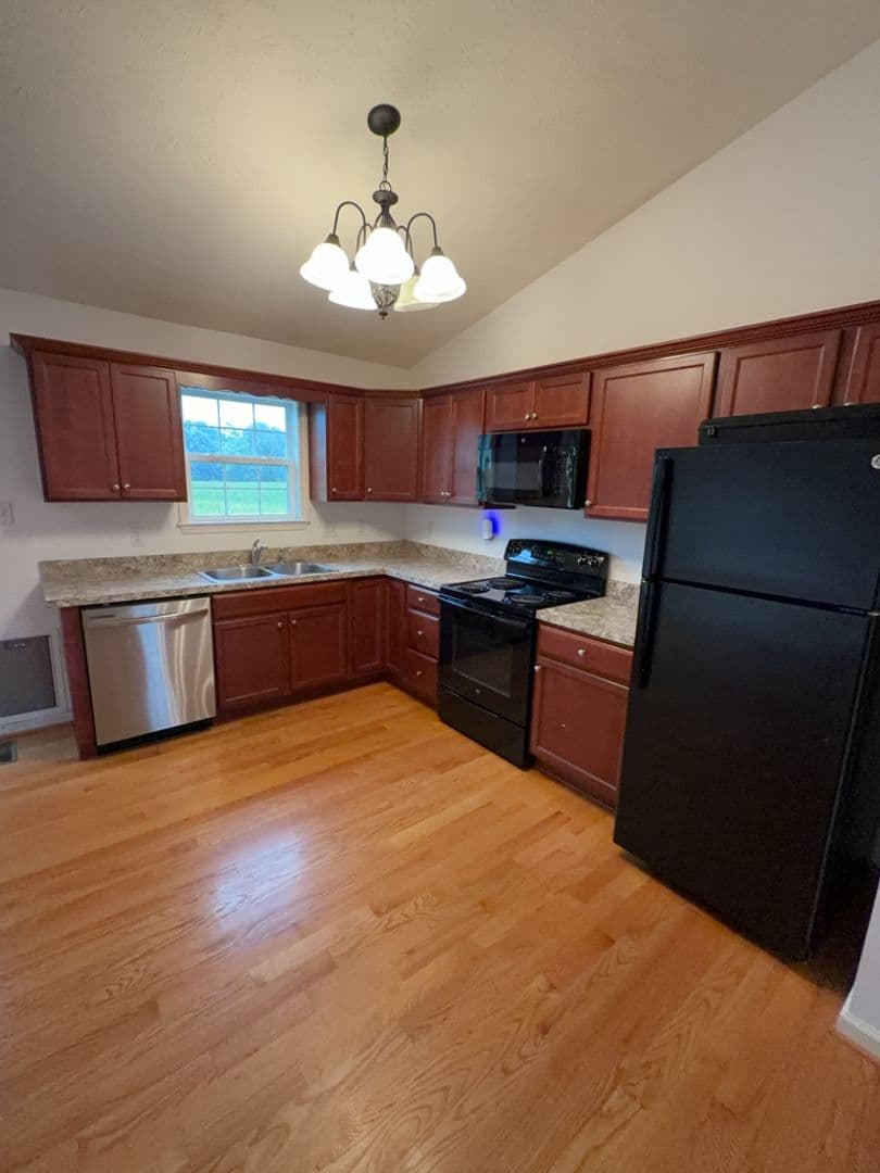 Maurertown House: 100 Kaleigh Drive