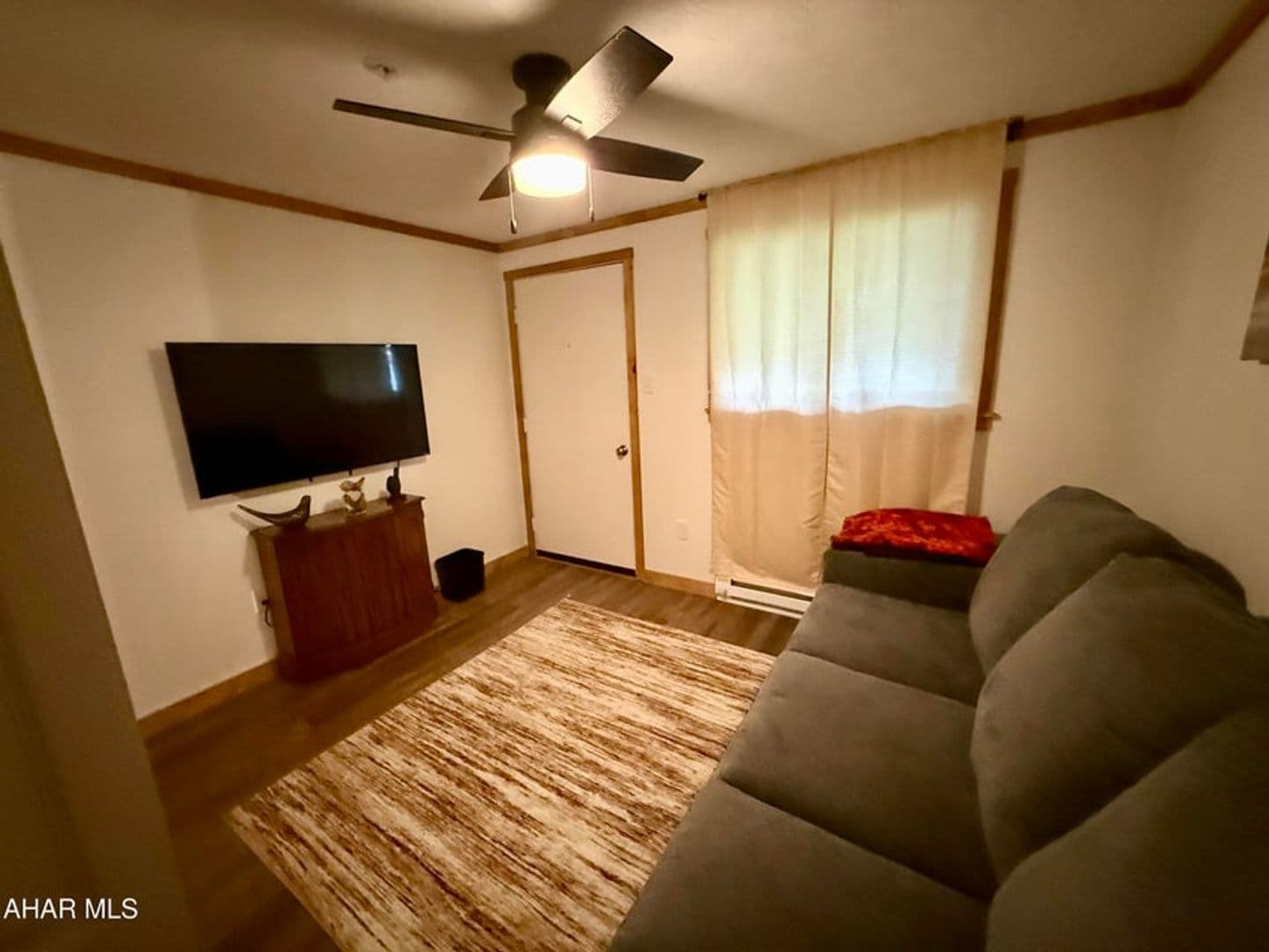 Claysburg House: 143 E. Valley Point Deer Run Lane Unit 1128