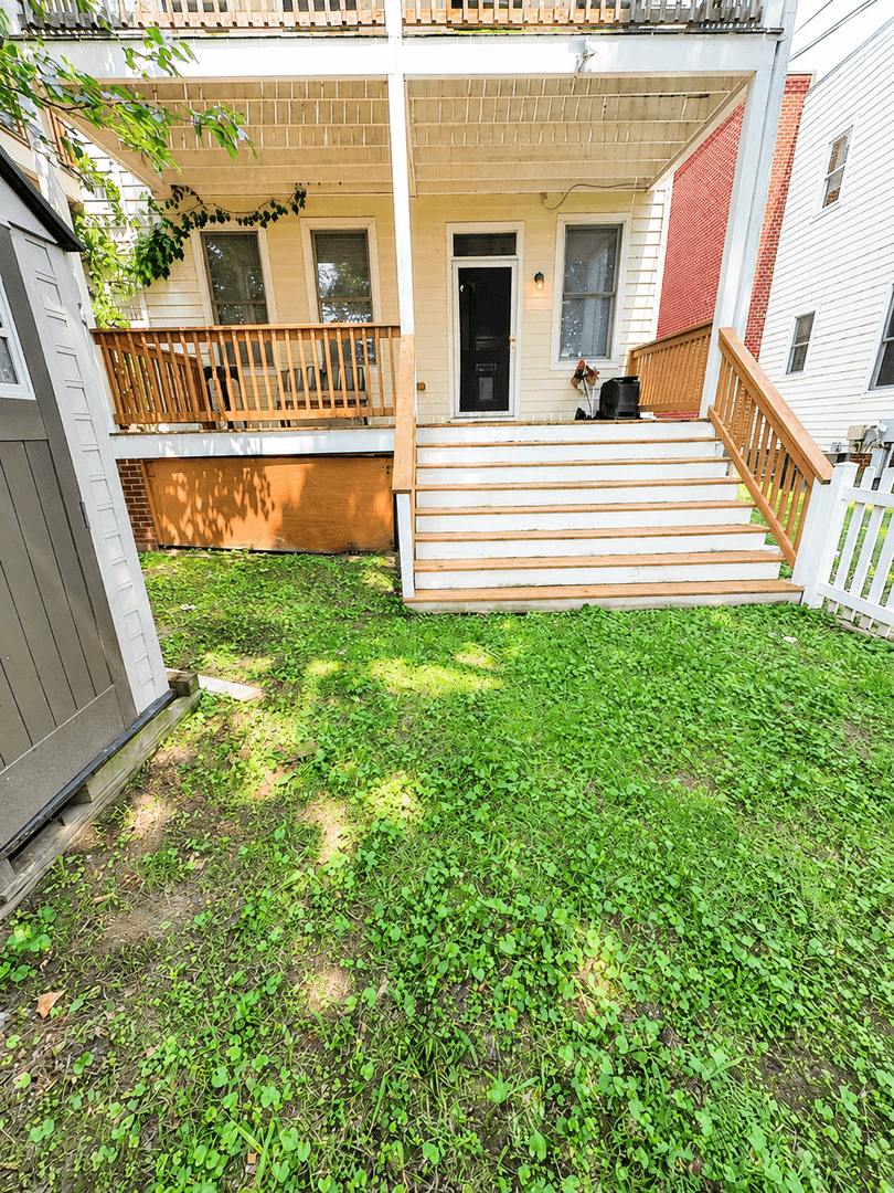 Richmond House: 1512 Porter St