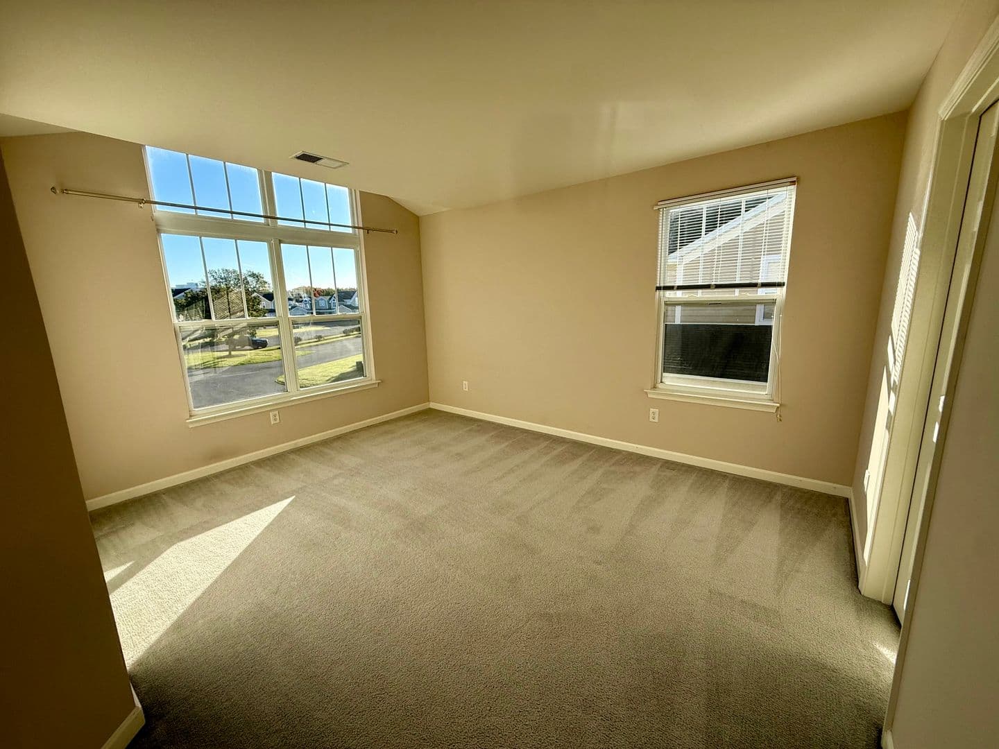Milford Condo: 131 Barksdale Ct.