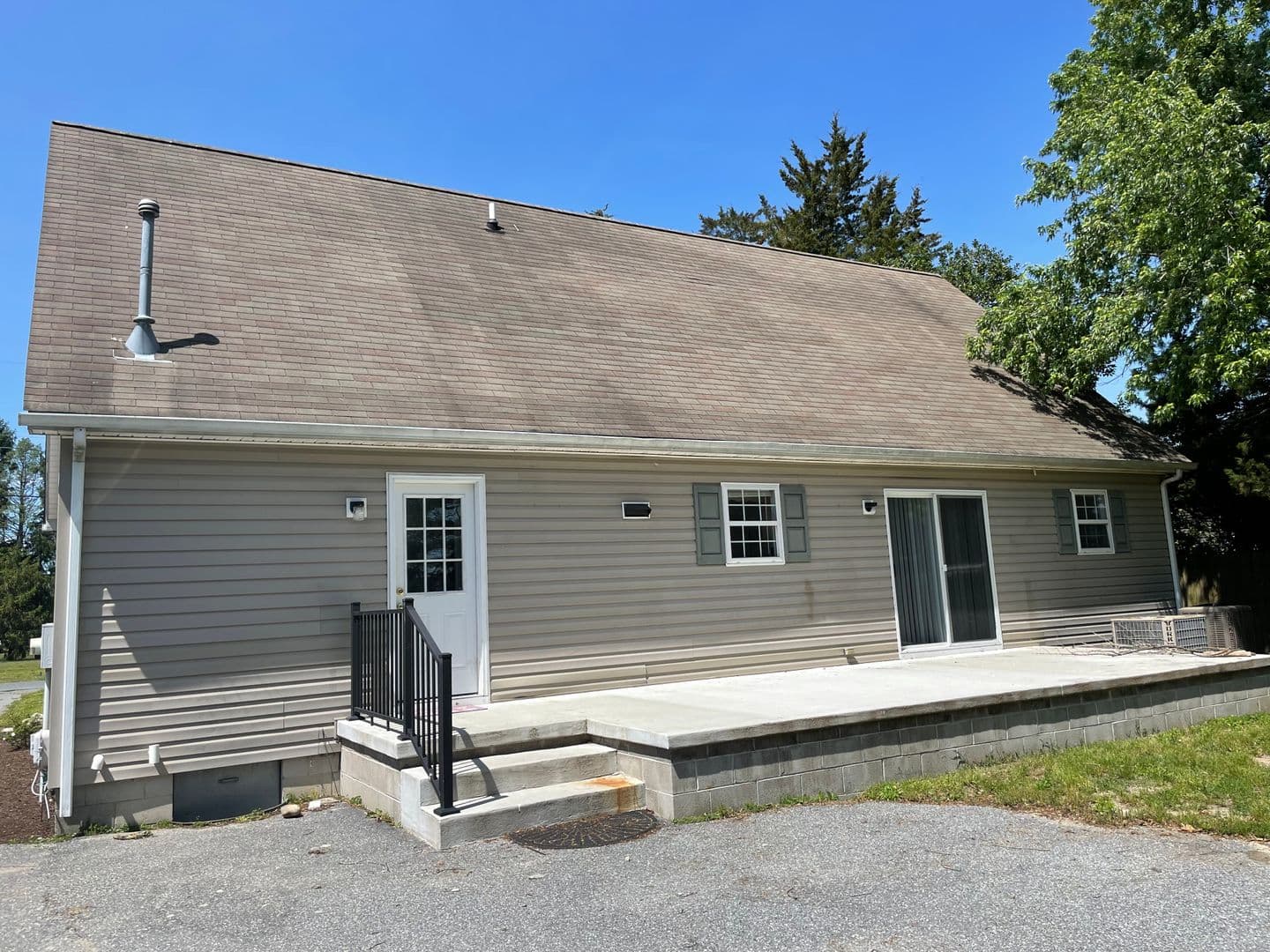 Milton House: 119 Morris Ave.