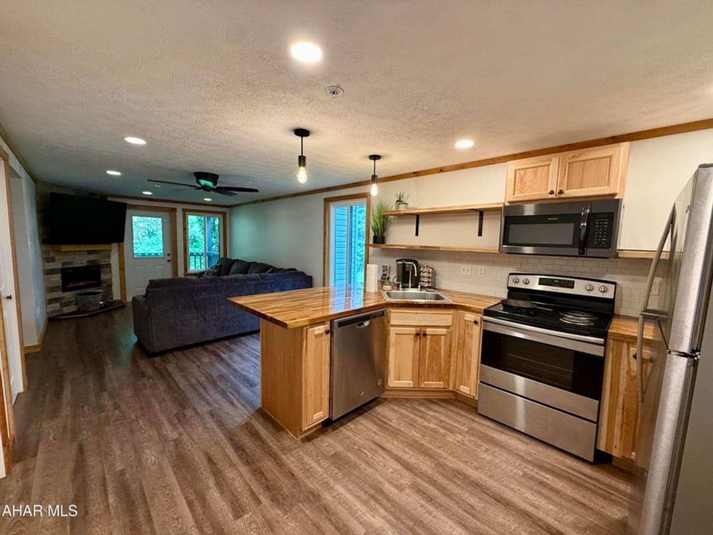 Claysburg House: 143 E. Valley Point Deer Run Lane Unit 1128