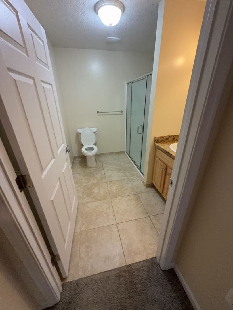 Winchester Apartment: 2270 Valor Dr