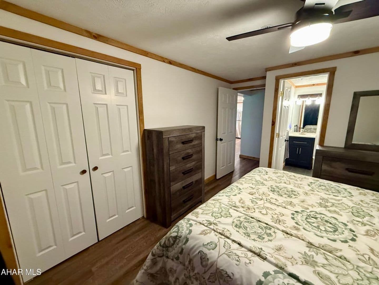 Claysburg House: 143 E. Valley Point Deer Run Lane Unit 1128