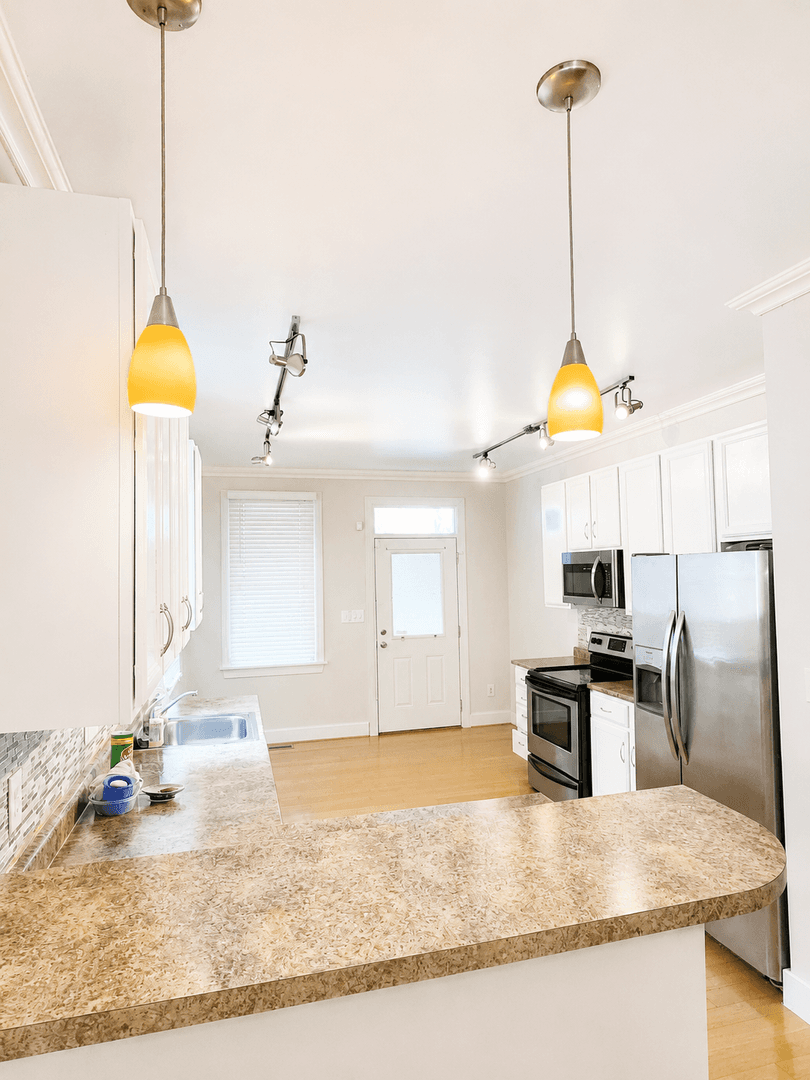 Richmond House: 1512 Porter St