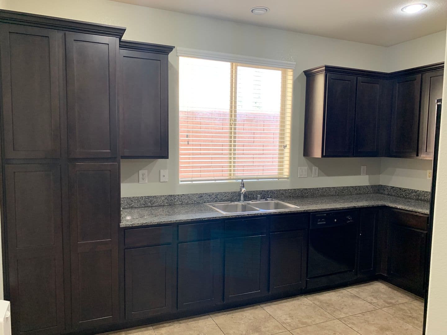 Las Vegas House: 7571 Captain Lord