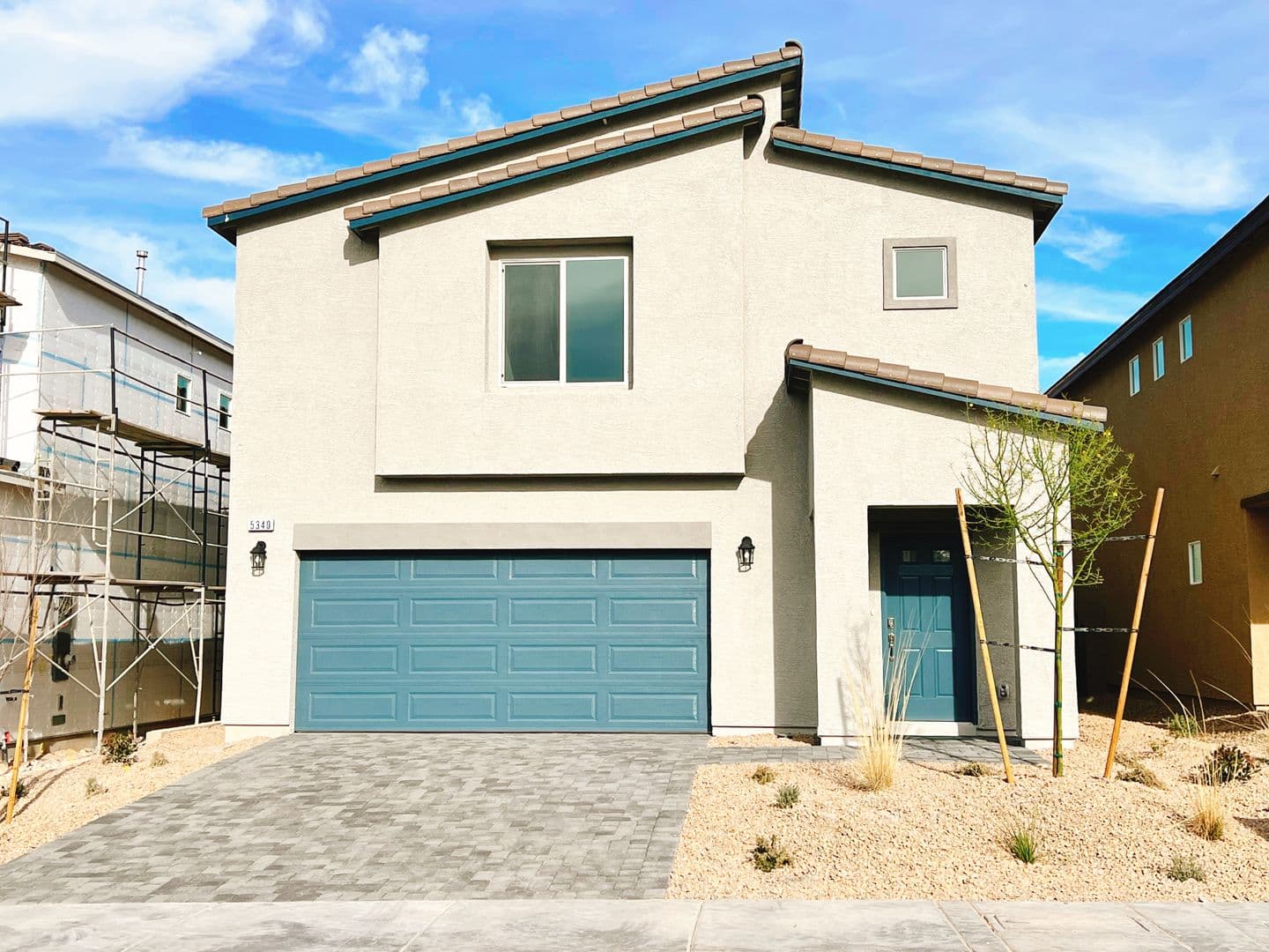 Las Veagas House: 5340 Maroon Guava St