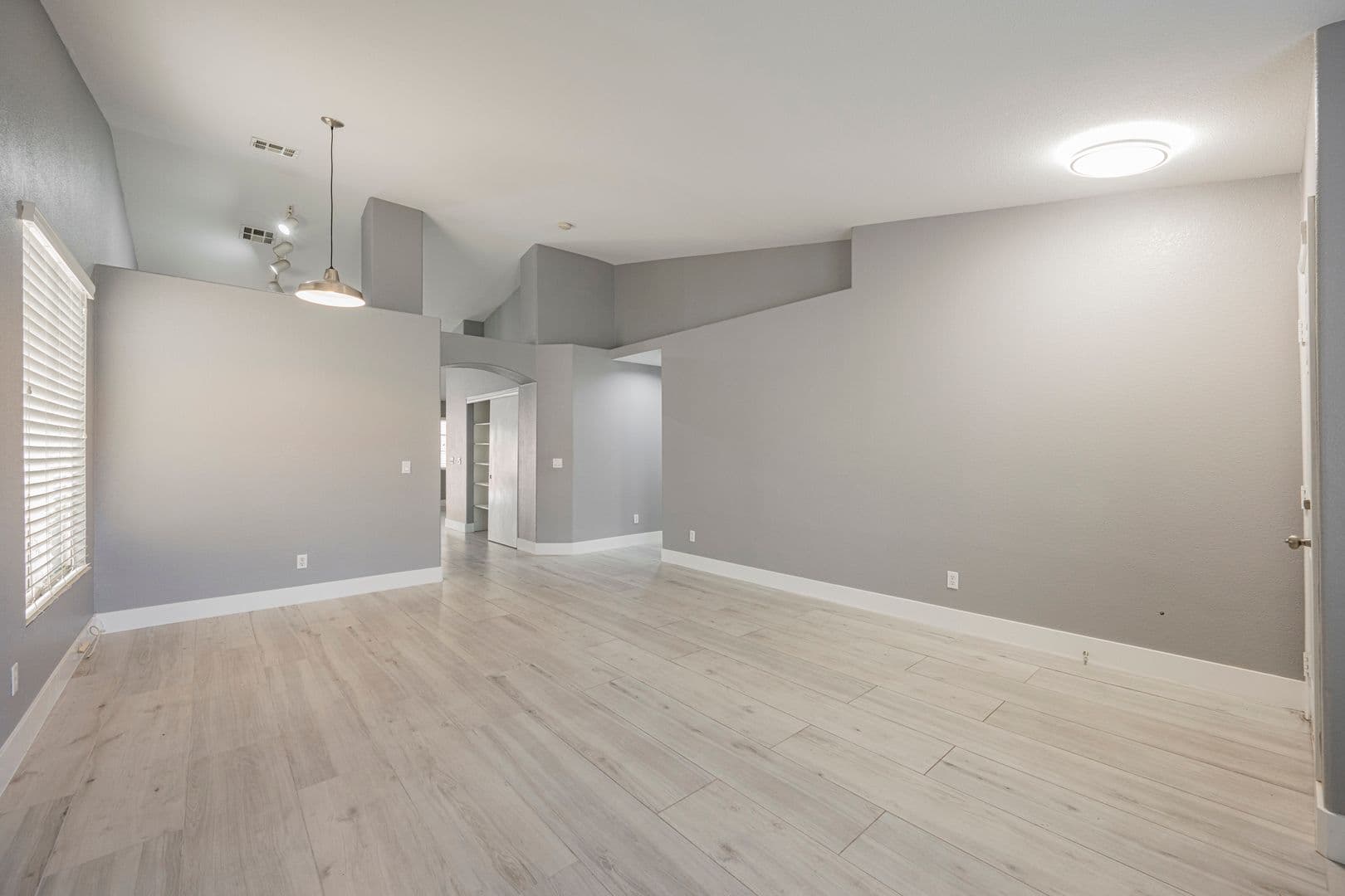 Las Vegas House: 6067 Turtle River Ave.