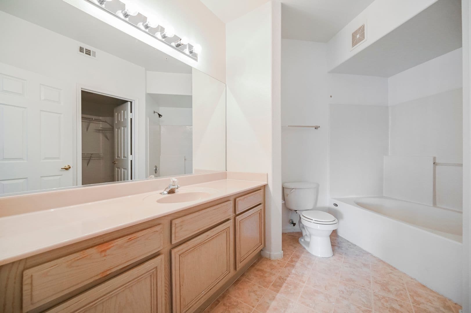 Las Vegas House: 7107 S. Durango Dr. #306
