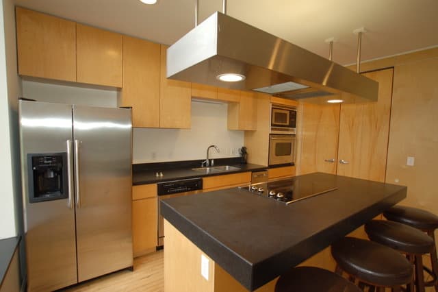 Columbus Condo: 106 N High St., Unit 401