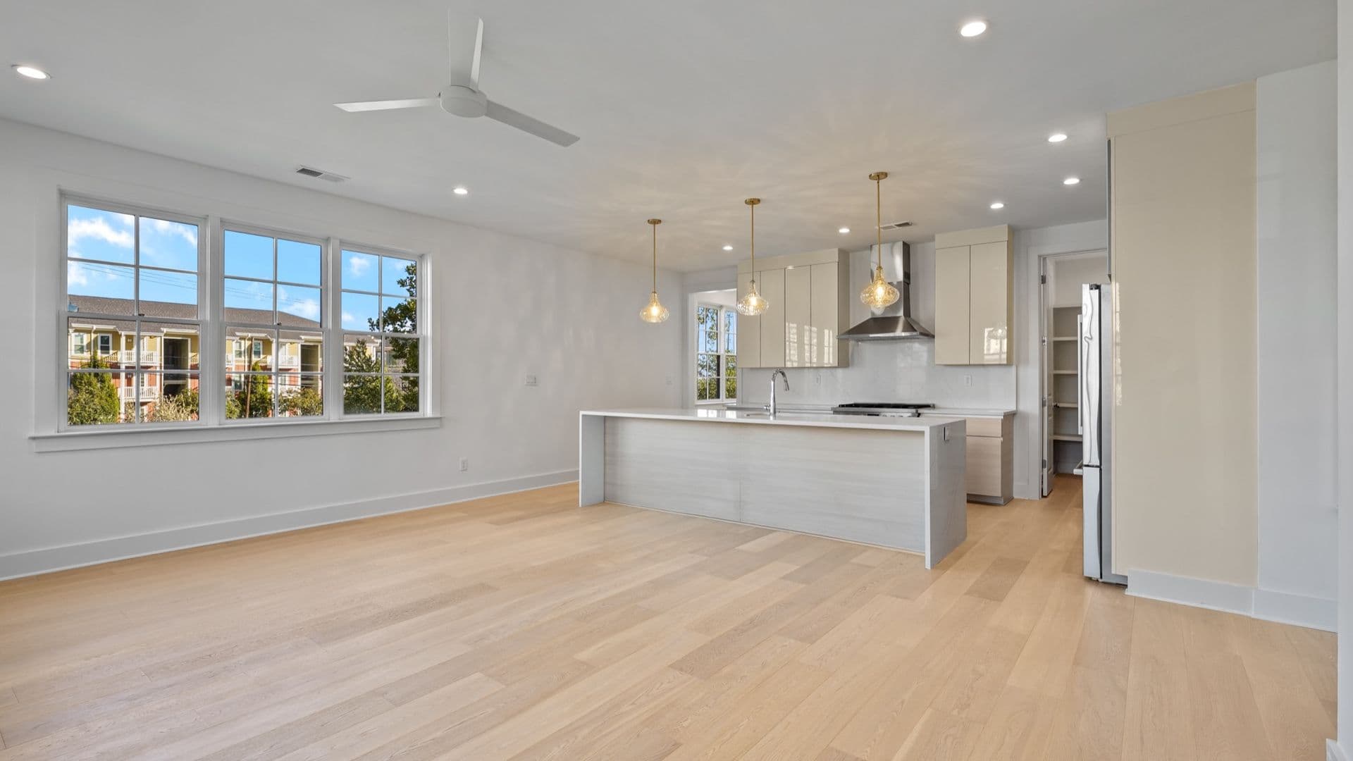Memphis House: 714 Meditation Ln