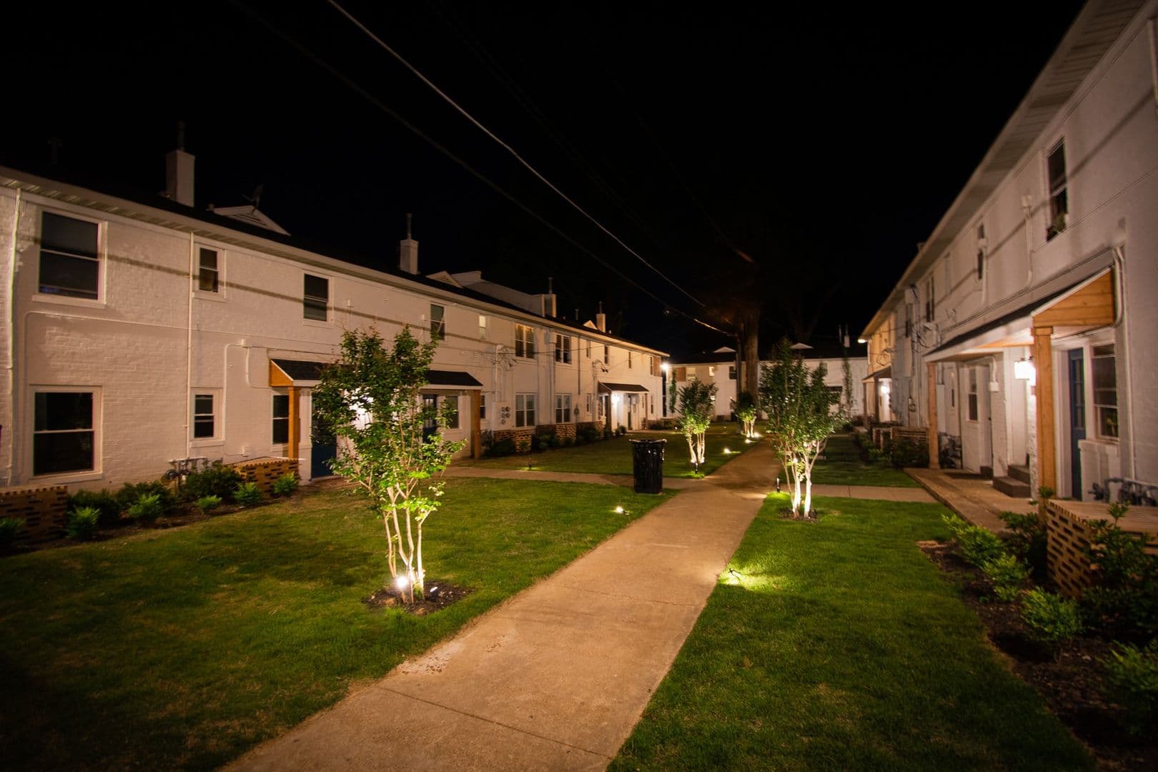 Memphis Apartment: 170 N Hollywood St