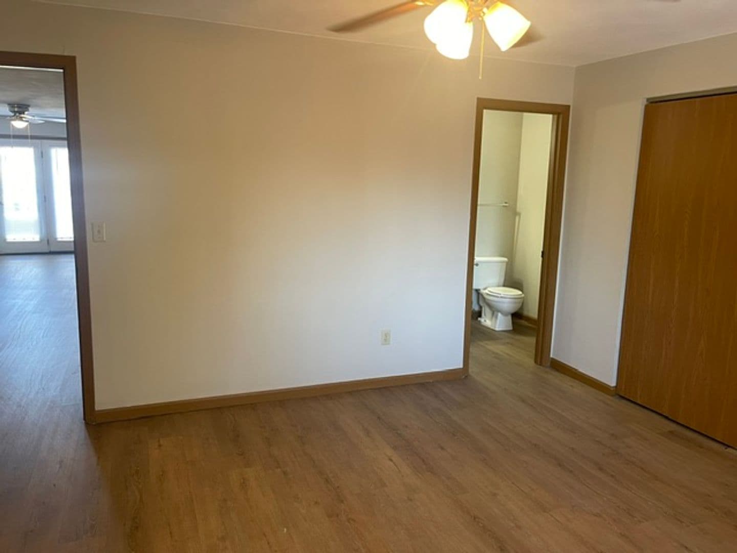Belleville Apartment: 1000 Royal Heights Road
