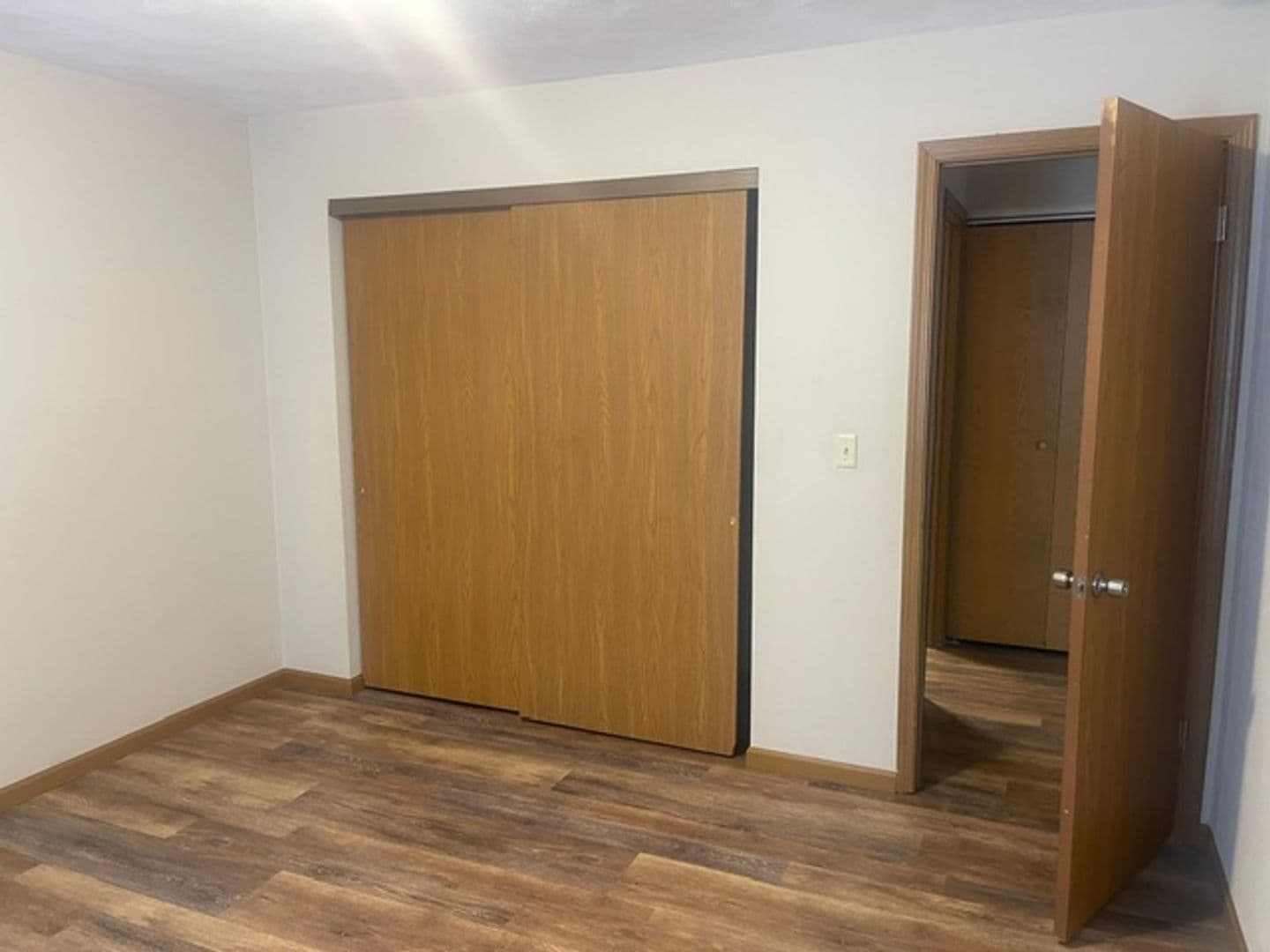 Belleville Apartment: 1000 Royal Heights Road