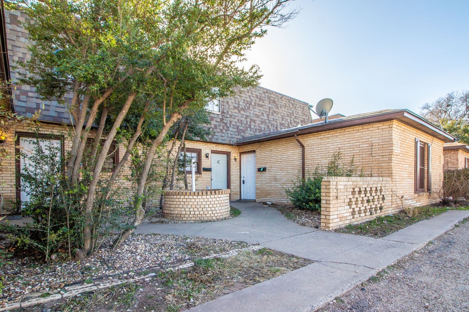 Lubbock Apartment: 2105 49th Street