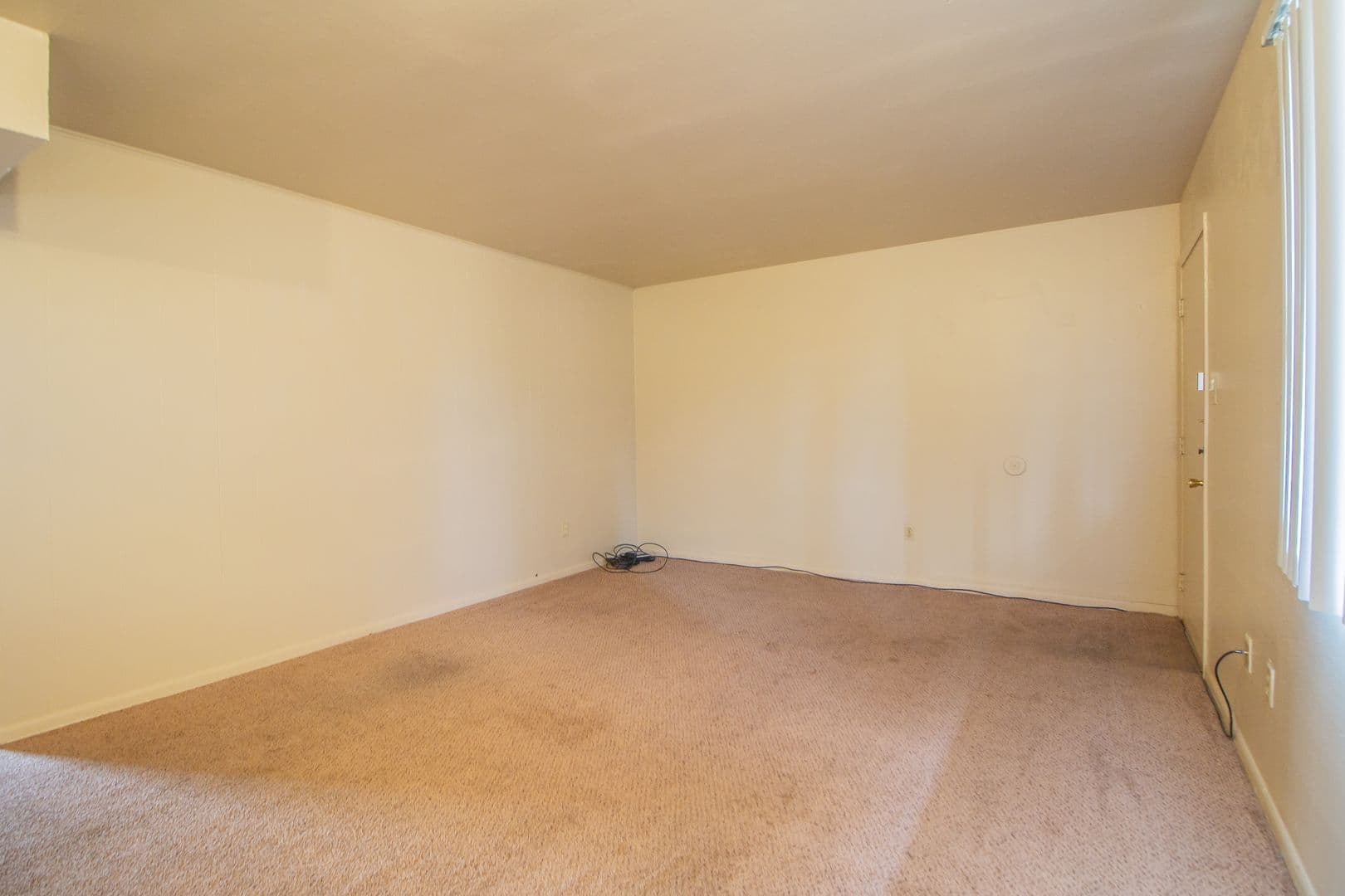 Plainview Apartment: 2500 W 26th Street