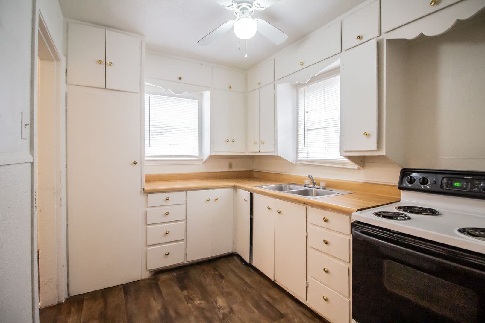 Lubbock House: 3221 Baylor Street