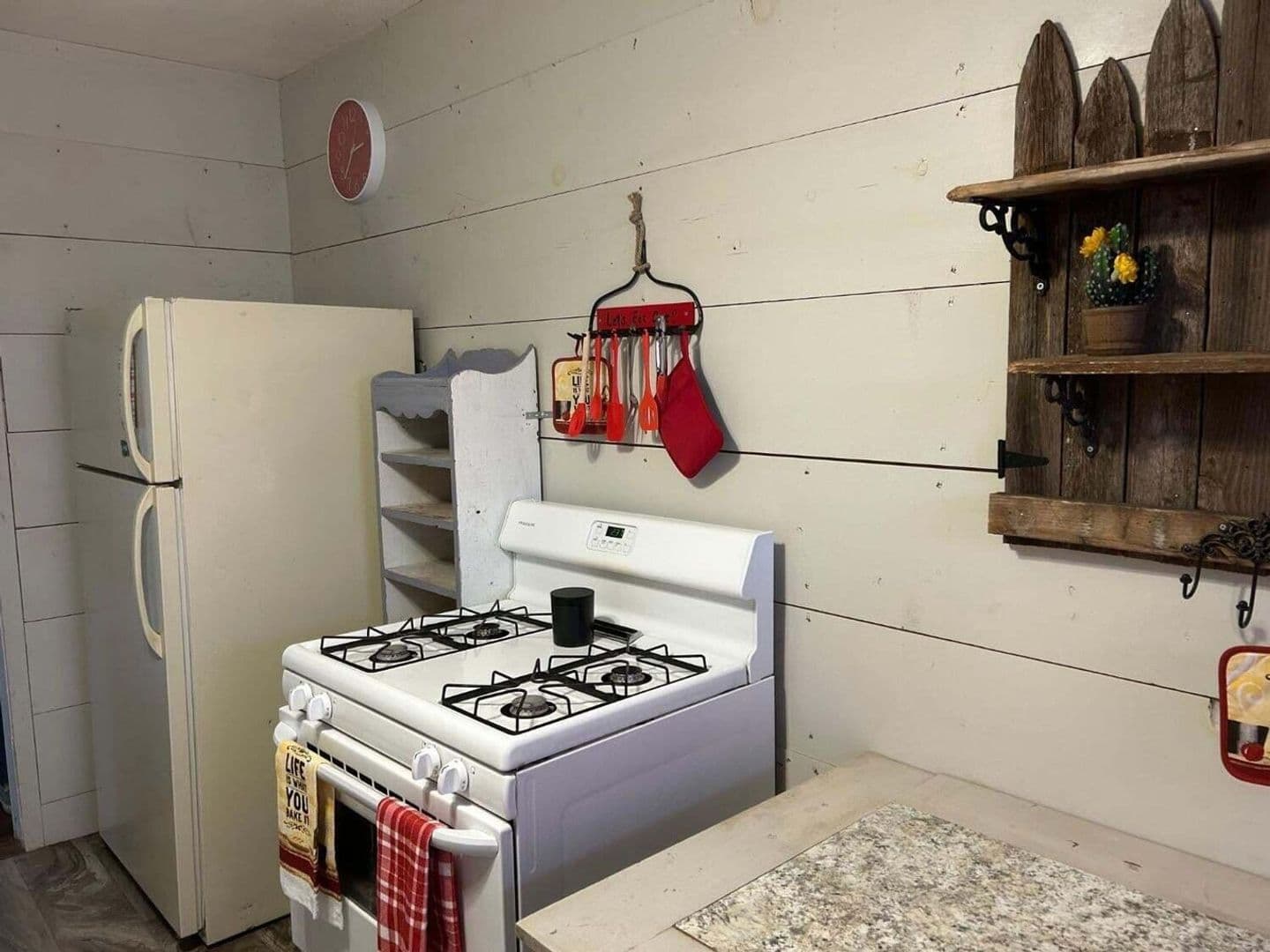 Lubbock Apartment: 2422 29th Street