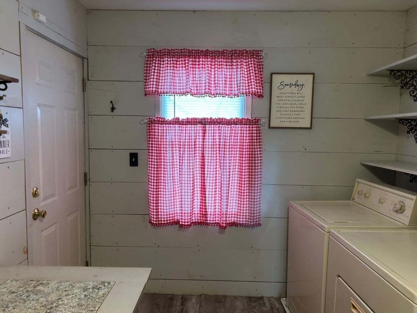 Lubbock Apartment: 2422 29th Street