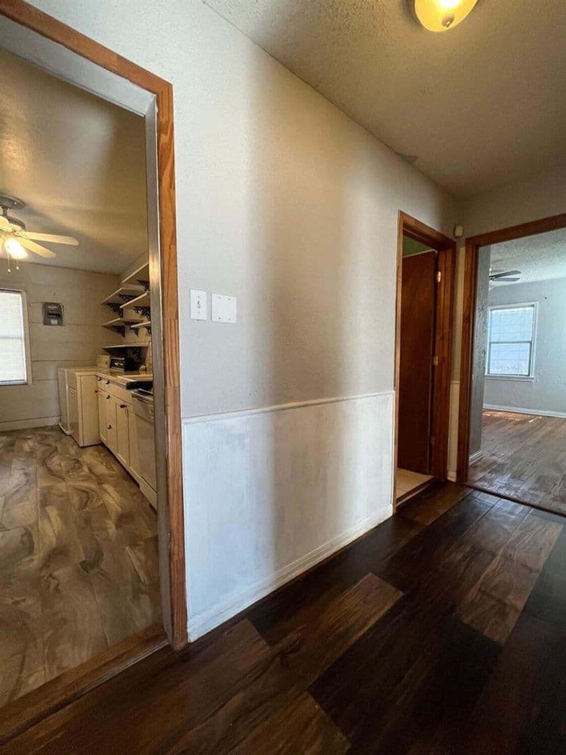 Lubbock Apartment: 2422 29th Street