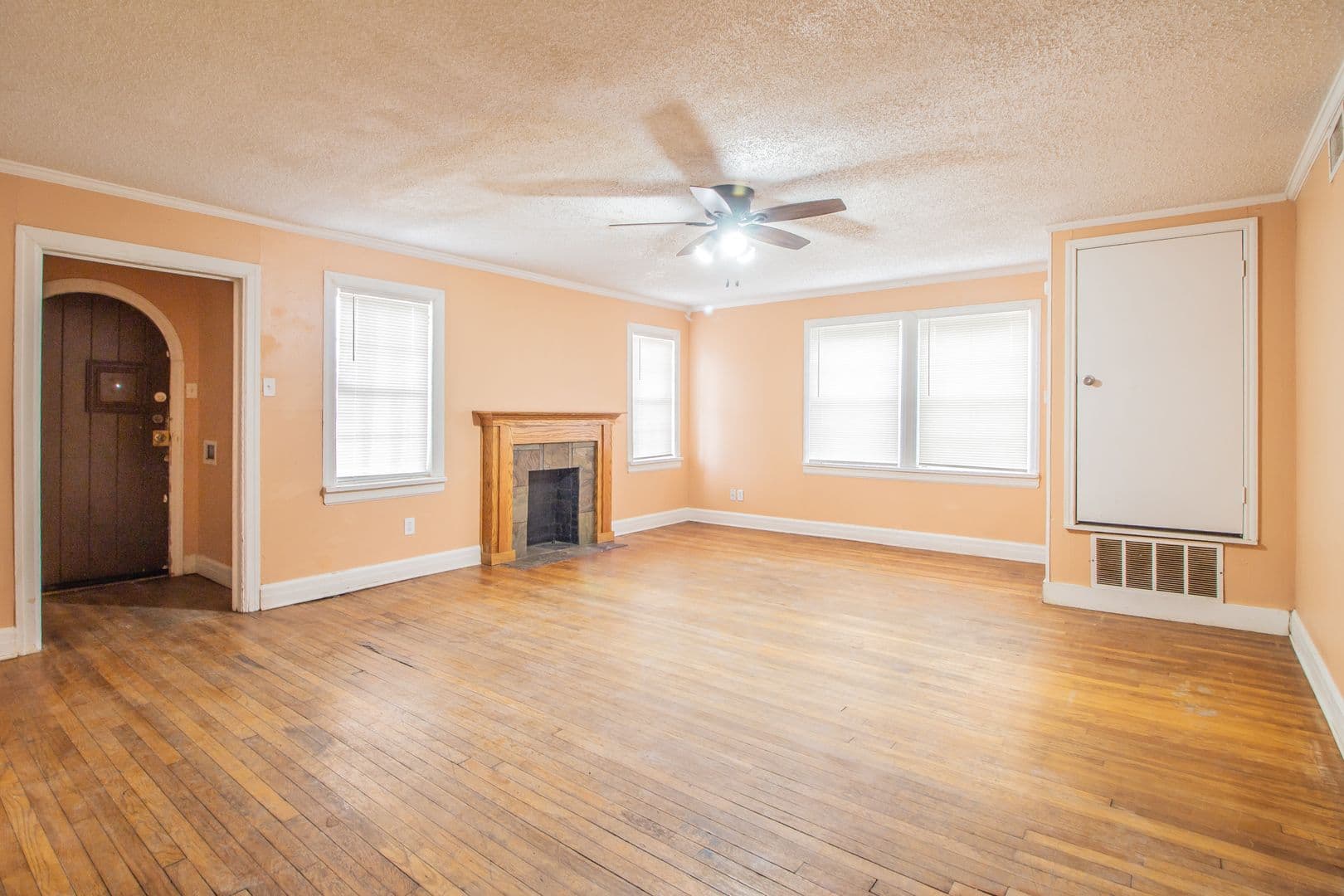 Lubbock House: 2203 20th Street