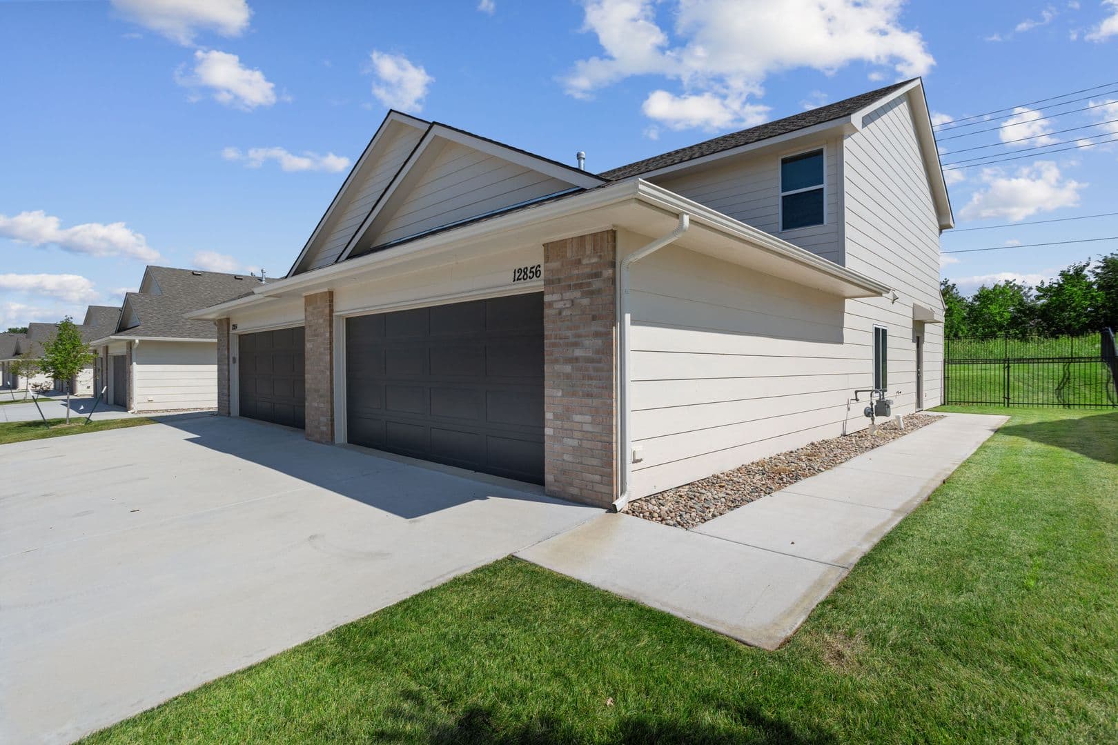 Wichita House: 12838 W Wheatland St