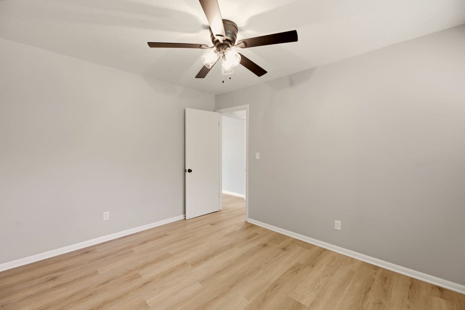 Derby House: 1425 N Georgie Ave