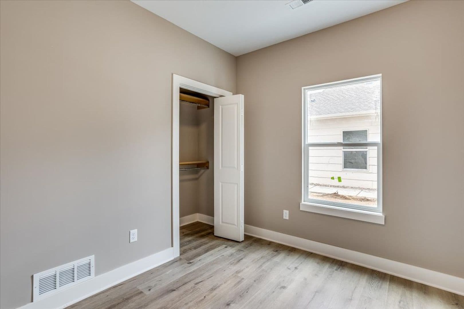 Wichita House: 12856 W Wheatland Ct