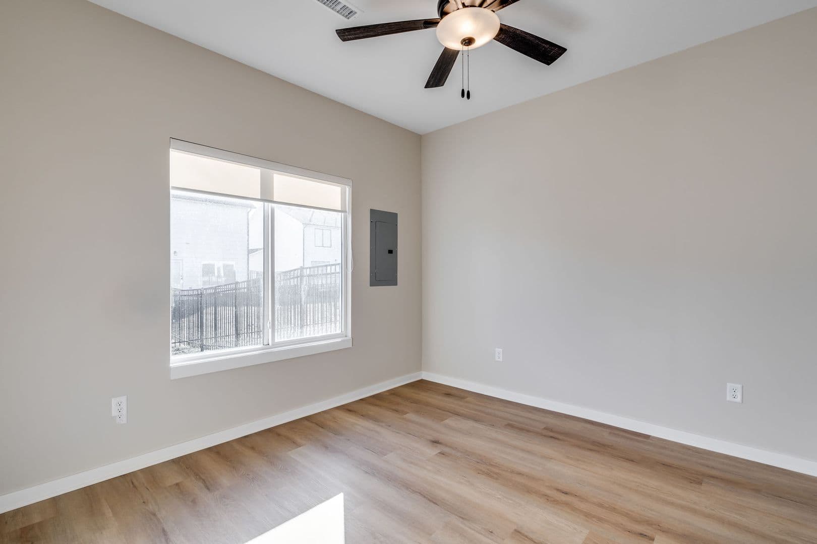 Wichita House: 2705-100 S Zulu St