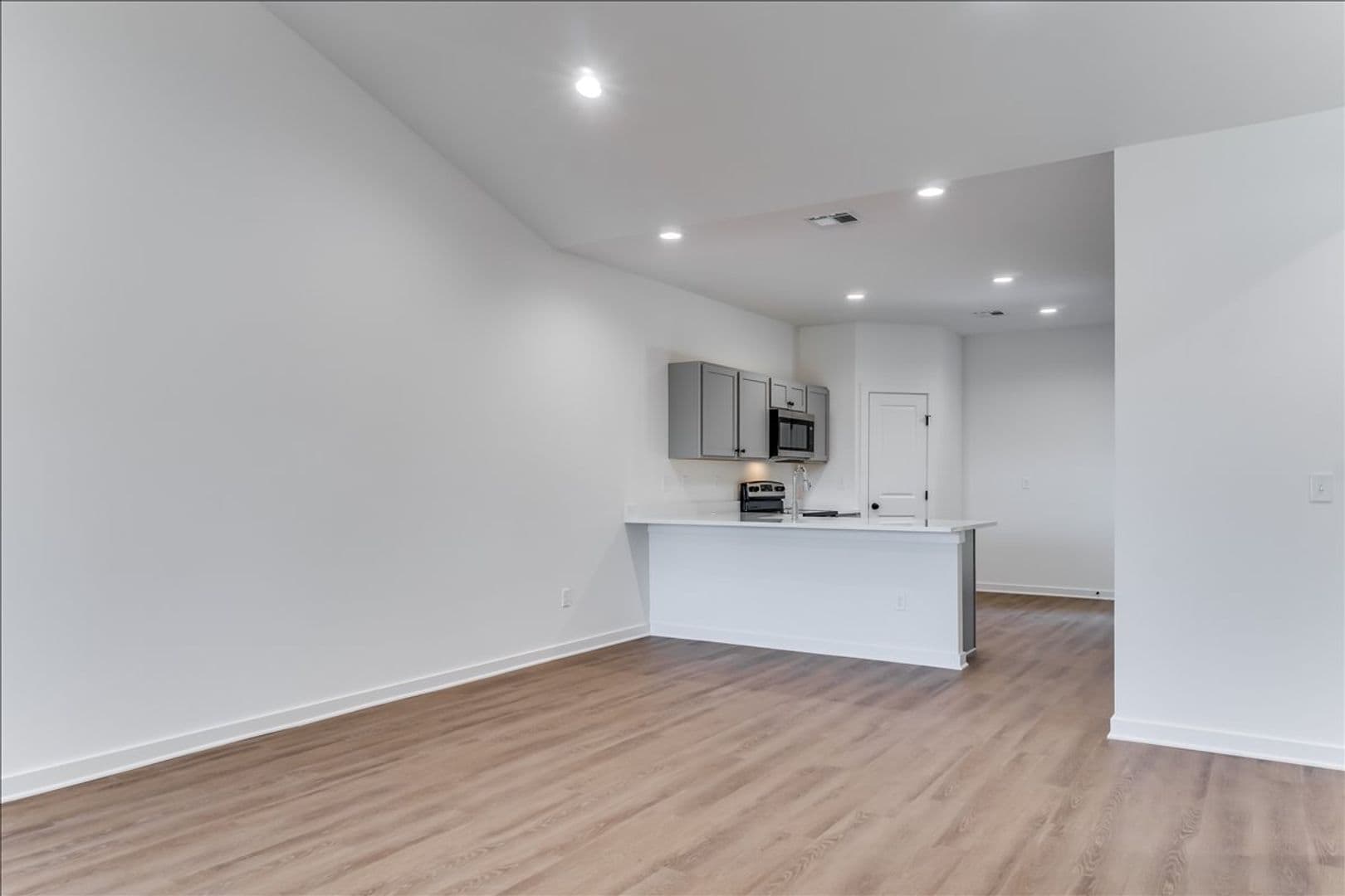 Wichita House: 11316 W 35th Cir S