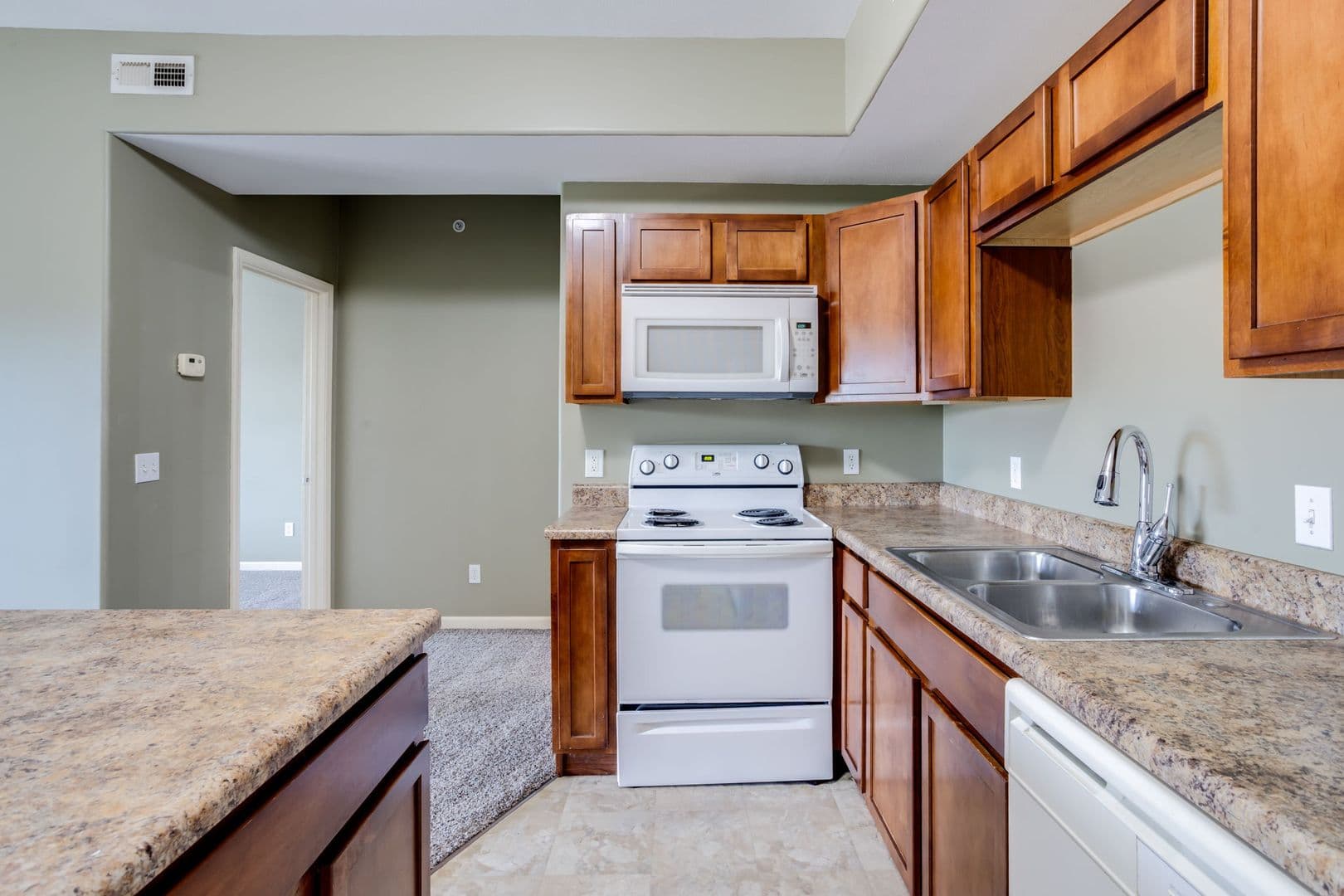 Wichita Apartment: 3414 E Central Ave