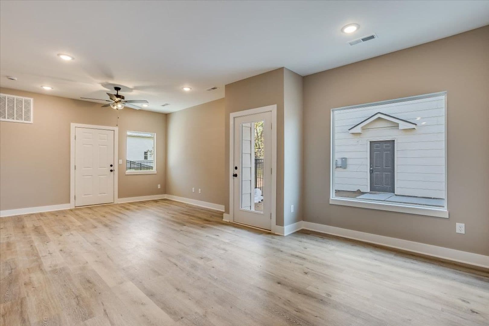 Wichita House: 4428 N Sandplum St