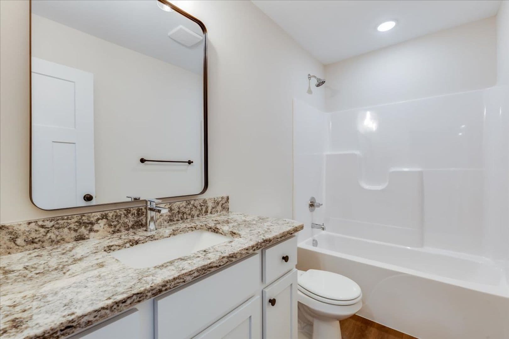 Goddard House: 113 N Mendocino Ct