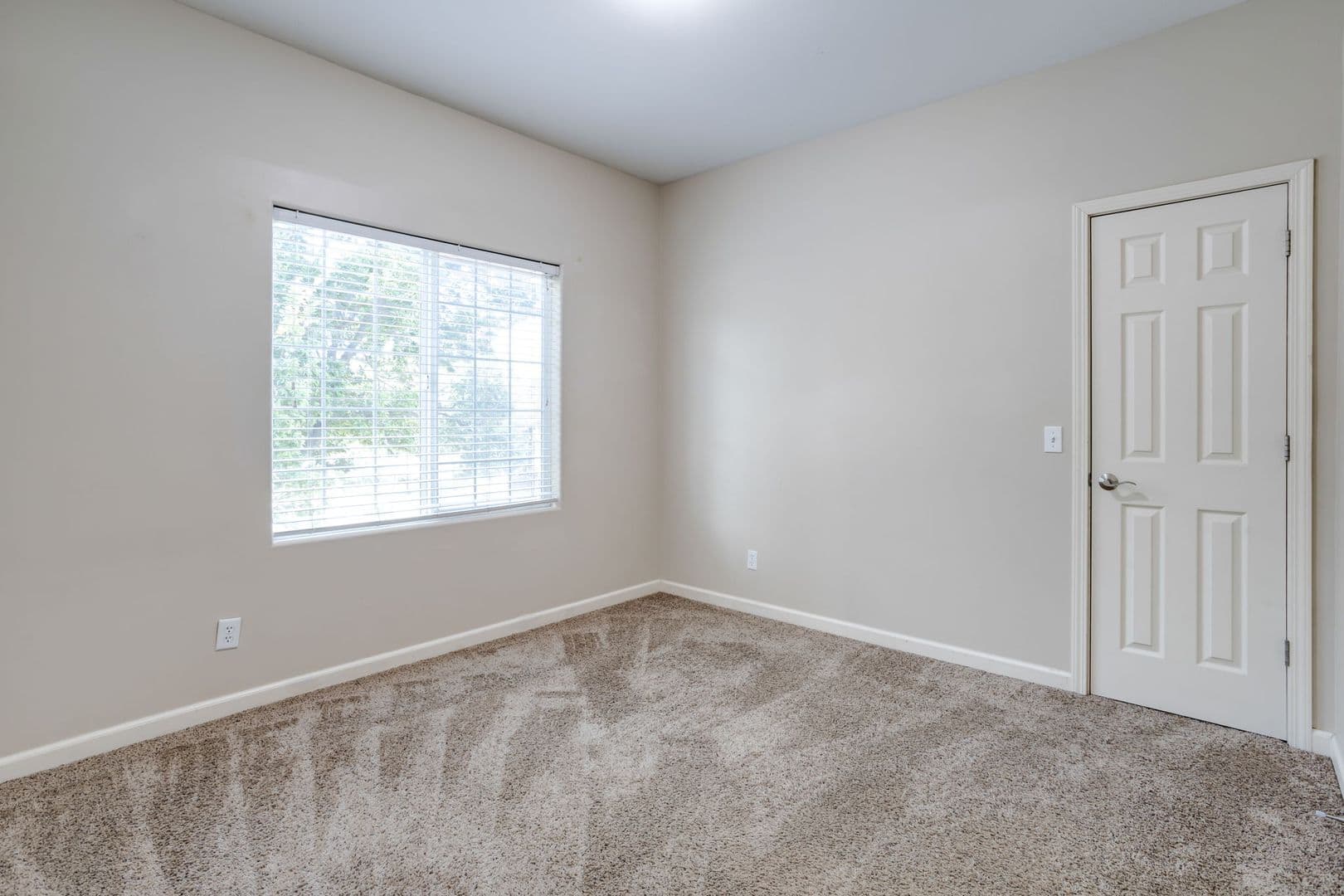 Wichita Apartment: 3414 E Central Ave
