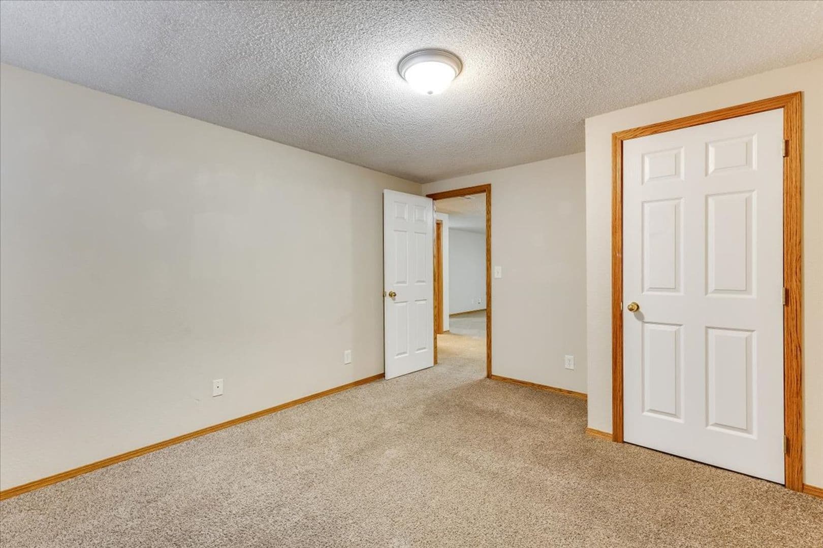 Wichita House: 121 N Florence St