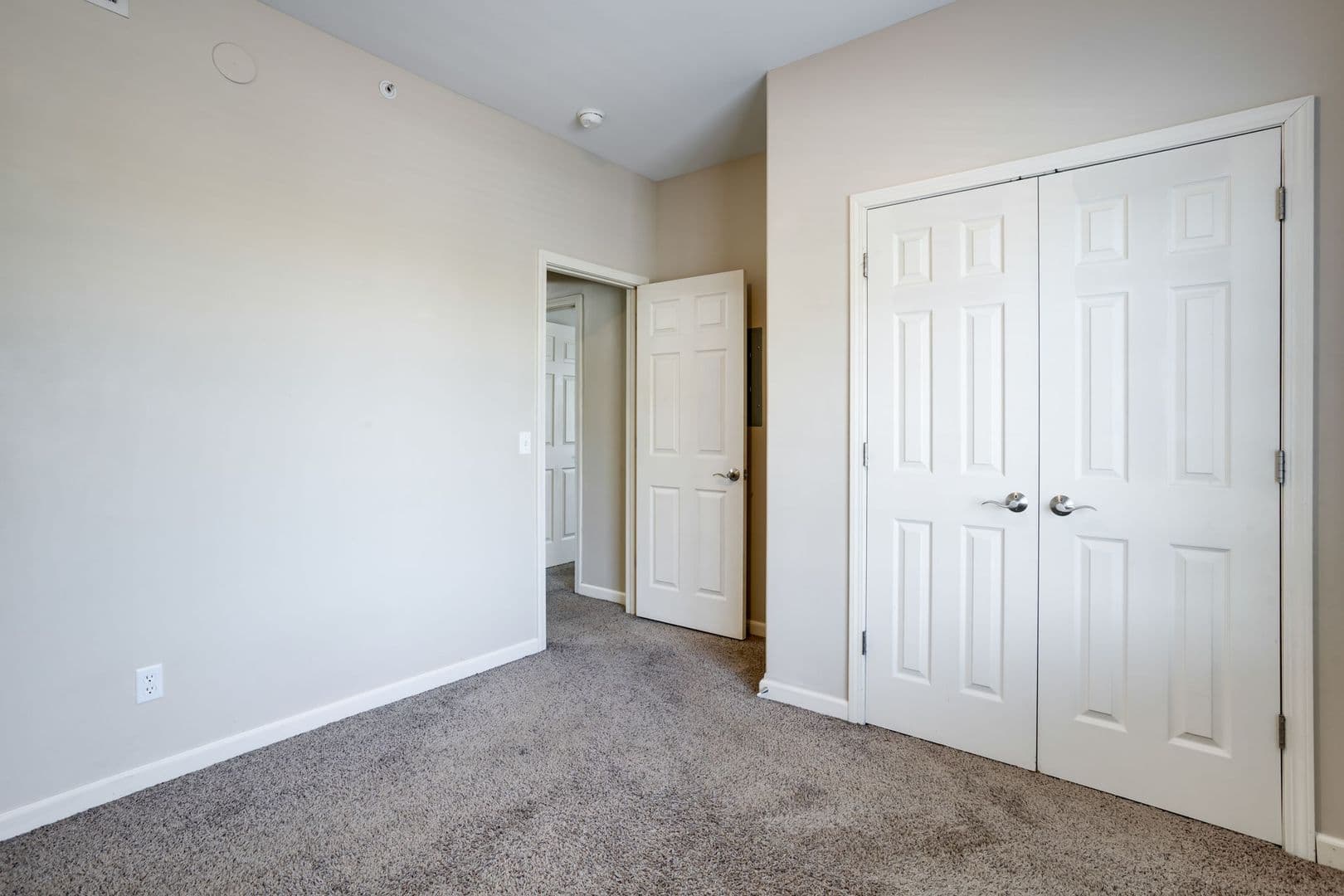 Wichita Apartment: 3414 E Central Ave