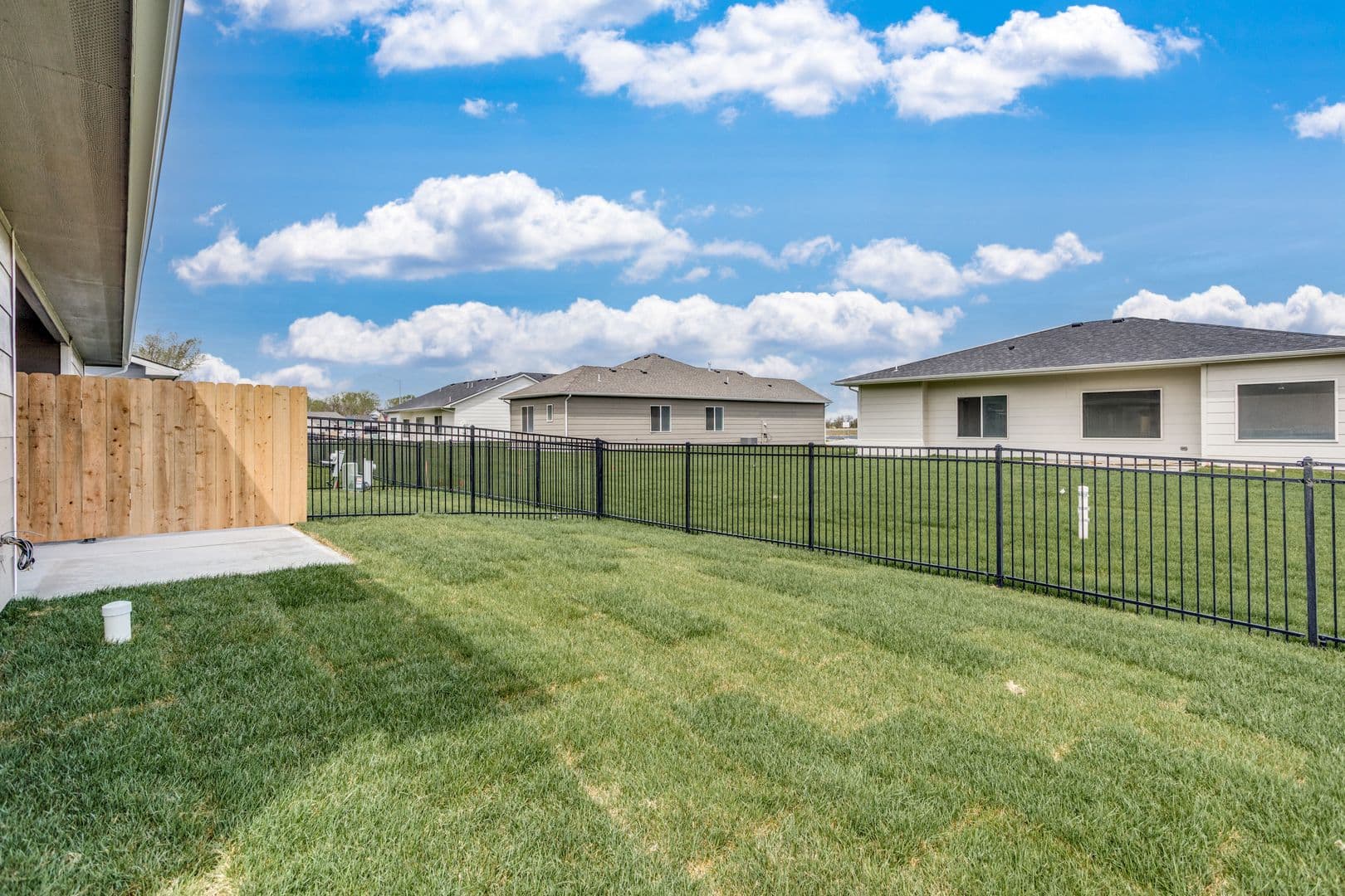 Maize Townhome: 5433 N Briskbay Ct