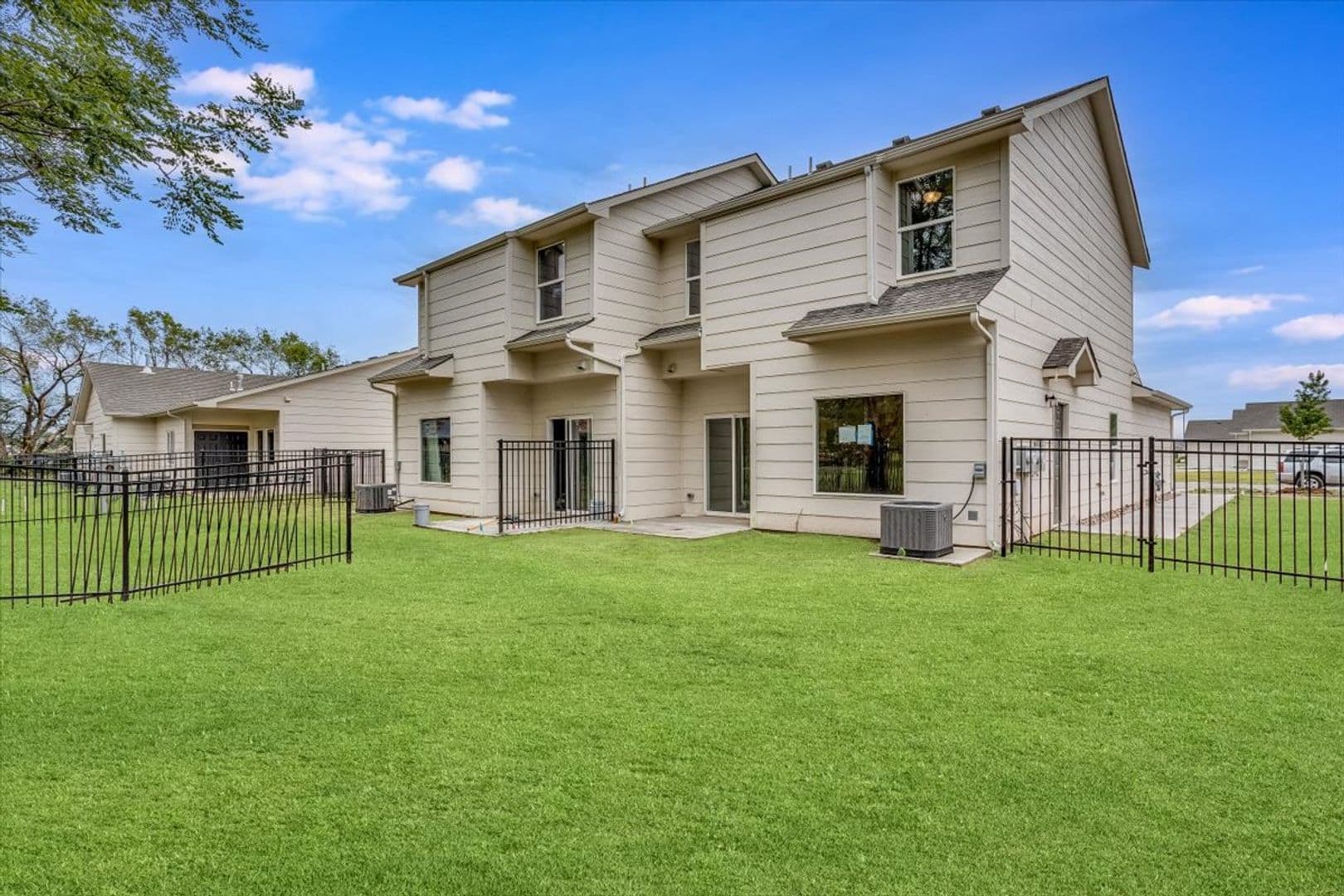 Wichita House: 12836 W Wheatland St
