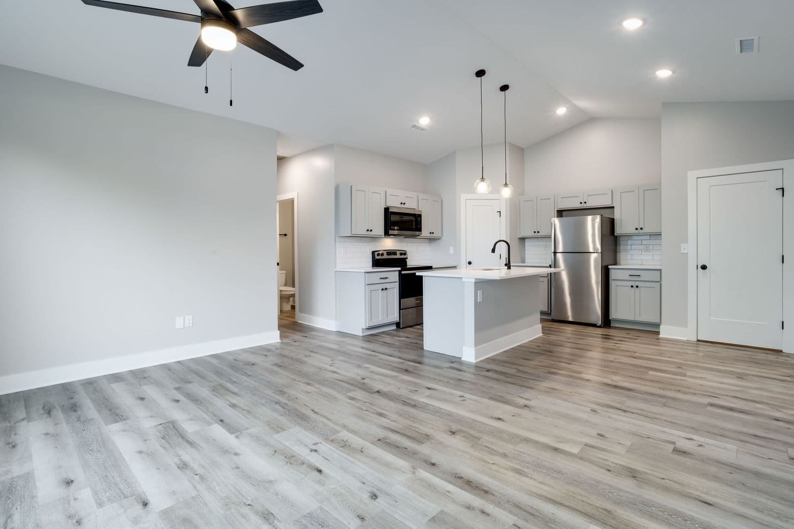 Wichita House: 192 S Anna St