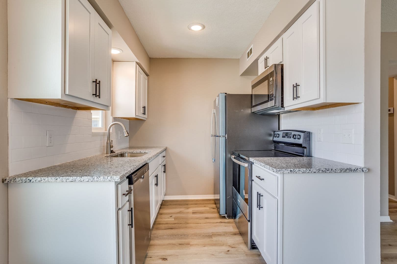 Wichita Apartment: 1515 E El Monte St
