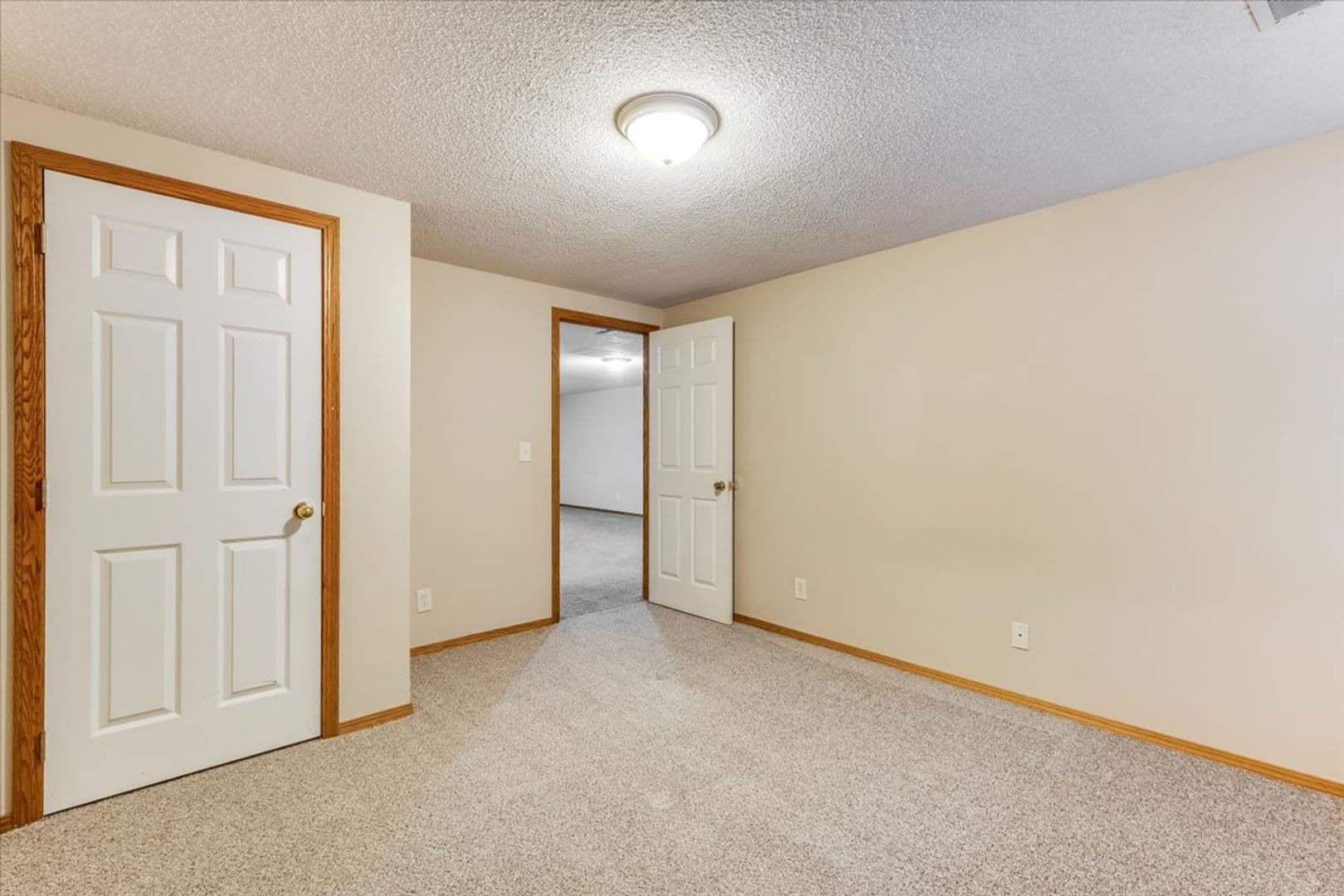 Wichita House: 121 N Florence St