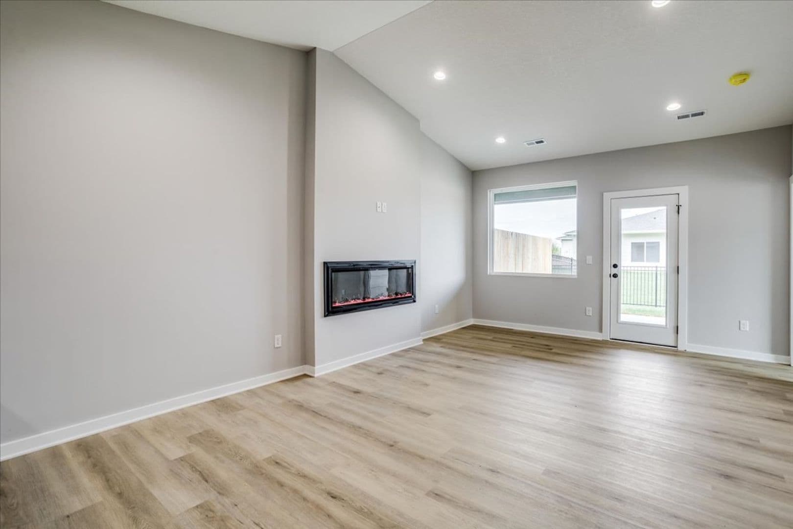 Maize Townhome: 5433 N Briskbay Ct
