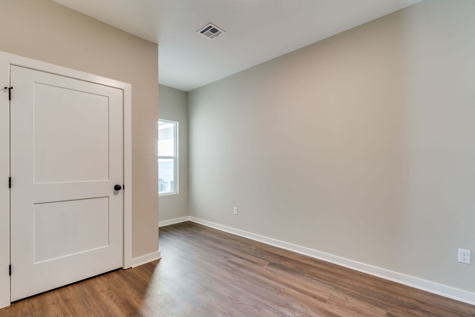 Goddard House: 15439 W Josephine St